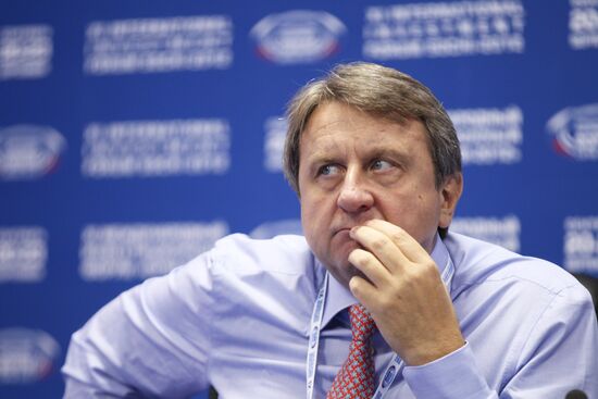 XI International Investment Forum Sochi 2012