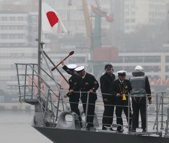 Japanese Maritime Self-Defense ships arrive in Vladivostok