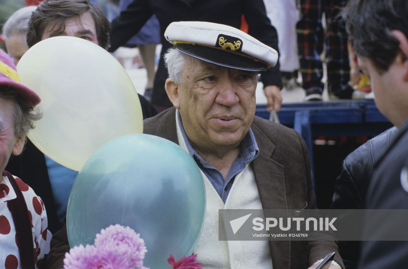 Yuri Nikulin