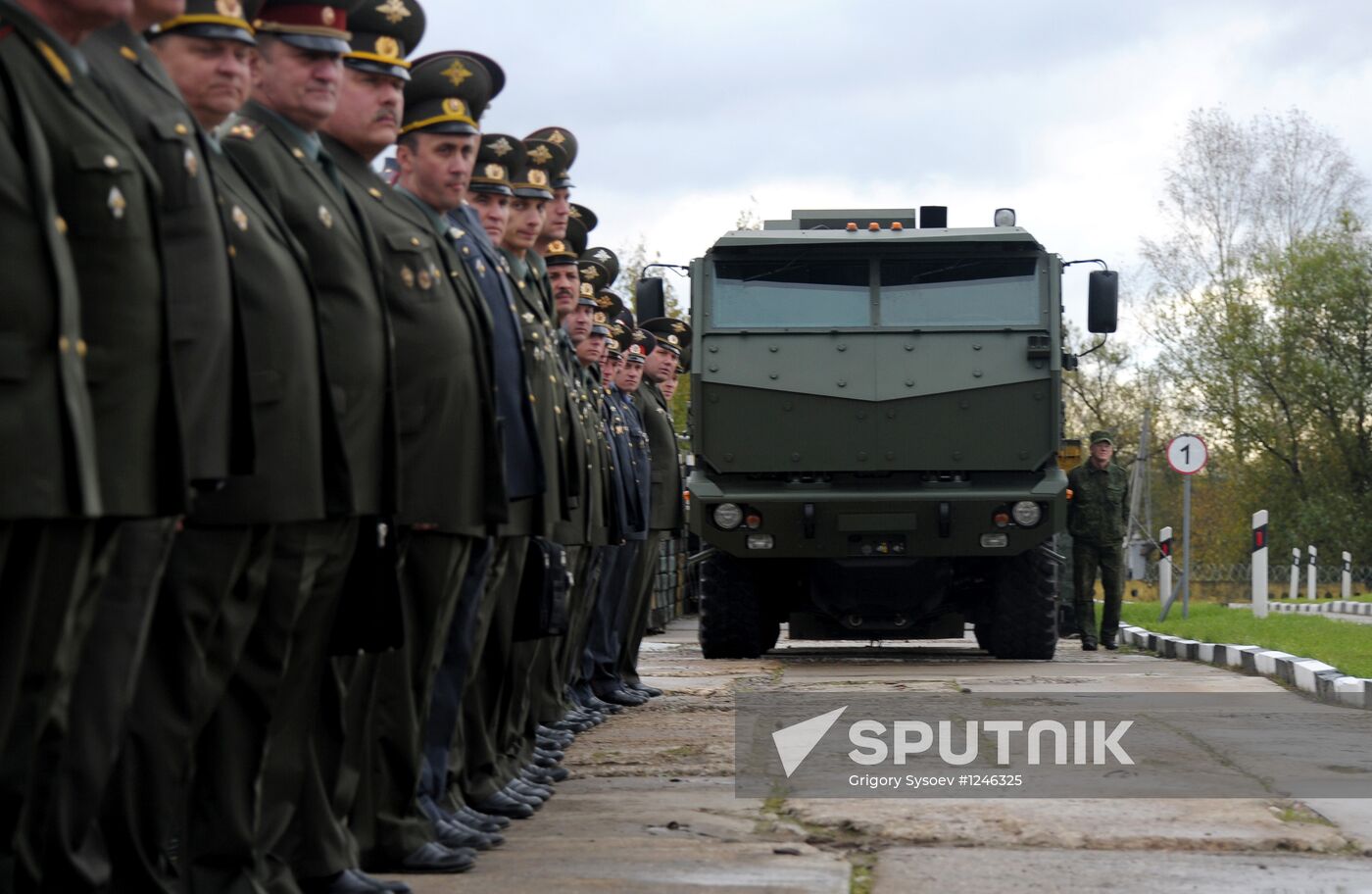 KAMAZ motor works output show