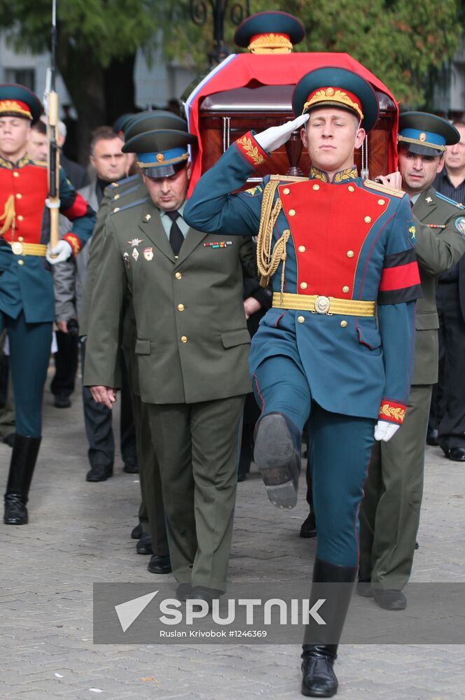 Funeral of ex-Defense Minister Pavel Grachev