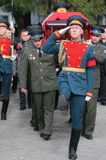 Funeral of ex-Defense Minister Pavel Grachev