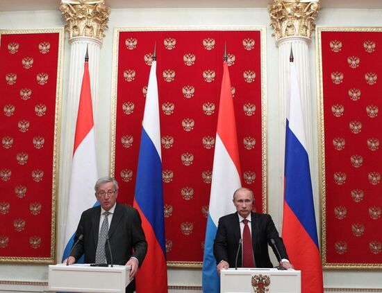 Press conference of Vladimir Putin and Jean-Claude Juncker