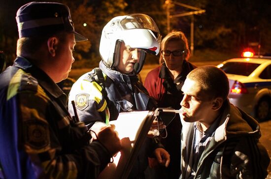 Traffic police conduct "Drunk Driver" raid in Moscow