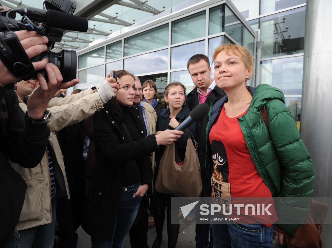 Ura.ru editor in chief Oksana Panova arrives in Yekaterinburg