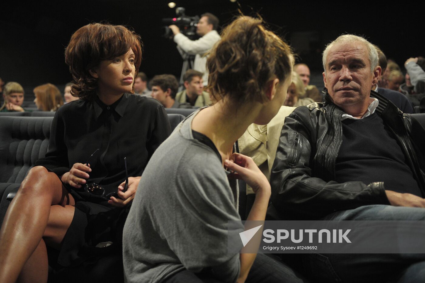 Meeting of Sovremennik Theater actors