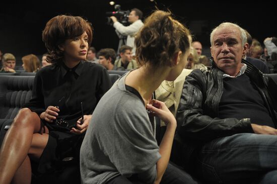 Meeting of Sovremennik Theater actors