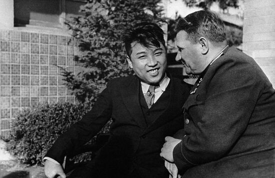 Kim Il Sung and Ivan Chistyakov