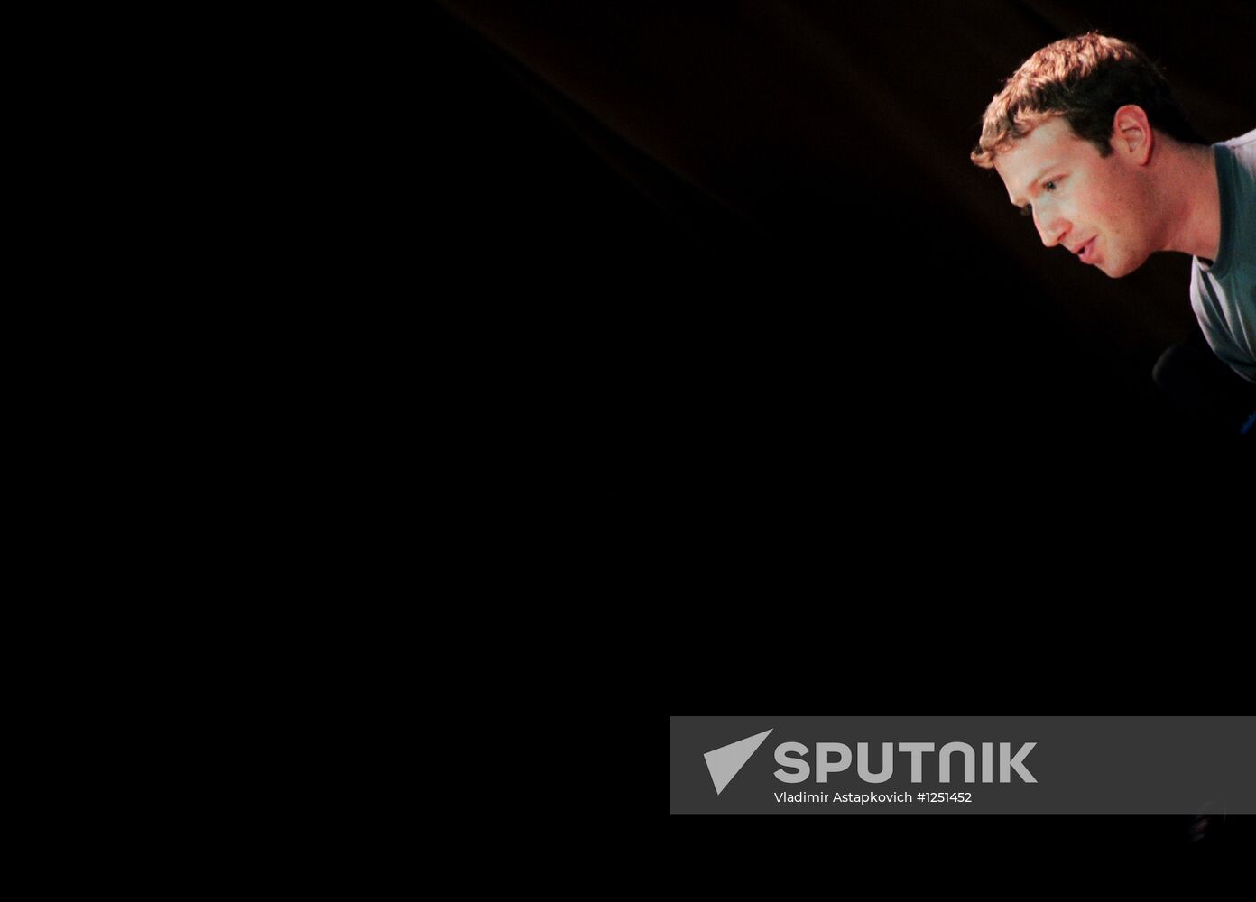 Mark Zuckerberg giving lectures in Moscow State University