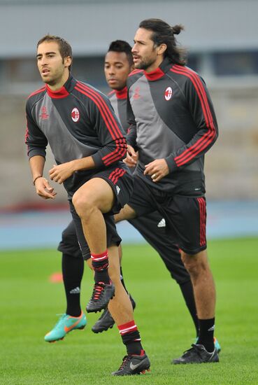 Football. AC Milan holds training session