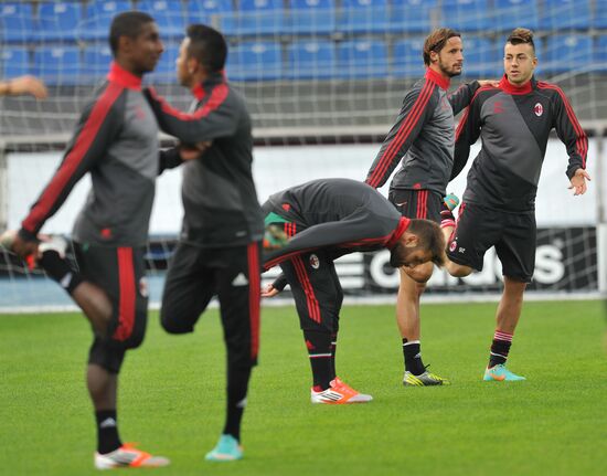 Football. AC Milan holds training session