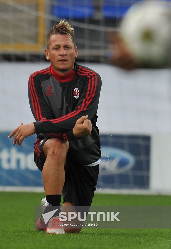 Football. AC Milan holds training session
