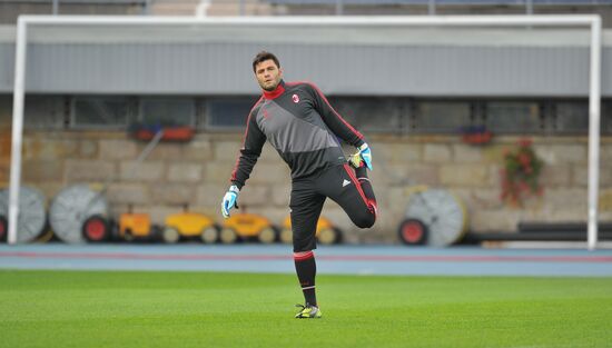 Football. AC Milan holds training session