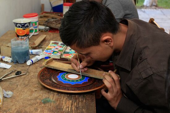 Folk arts and crafts of Uzbekistan