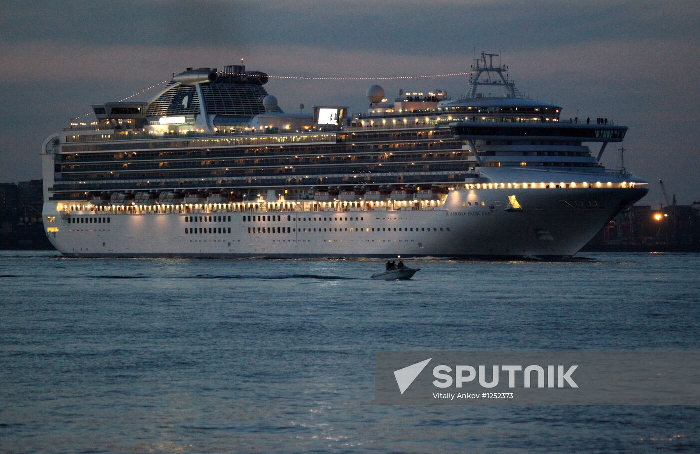 Transocean cruise ship "Diamond Princess" arrives in Vladivostok