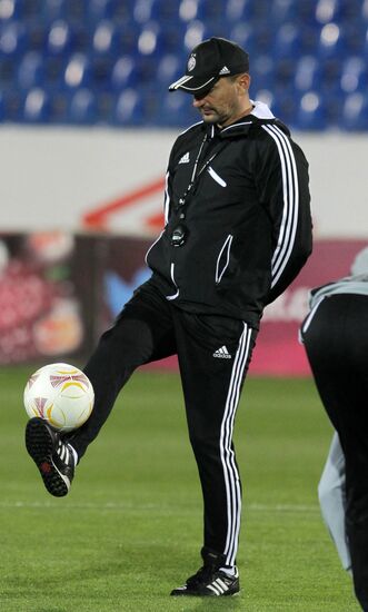 Football. LE. P/c and training session of Partizan (Serbia)