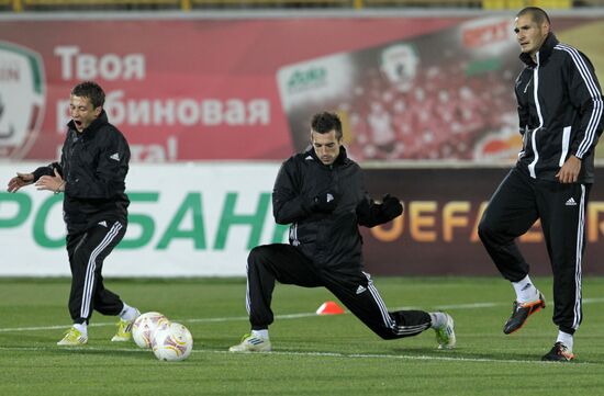 Football. LE. P/c and training session of Partizan (Serbia)