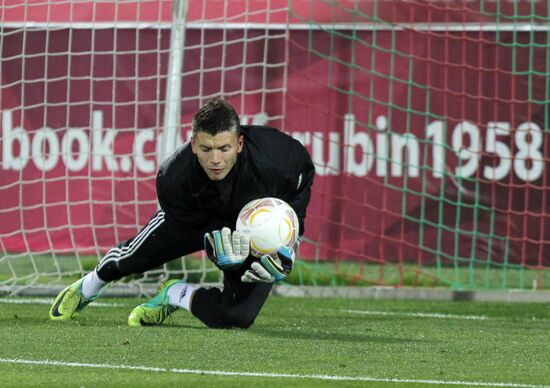 Football. LE. P/c and training session of Partizan (Serbia)