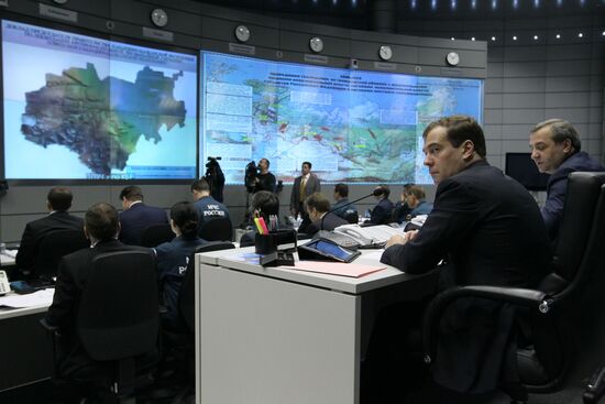 Dmitry Medvedev takes part in civil defense exercise
