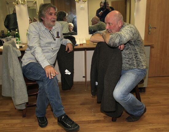 Fine Gentleman newsical premieres at Variety Theater in Moscow