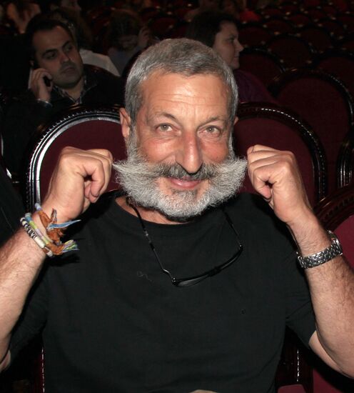 Fine Gentleman newsical premieres at Variety Theater in Moscow