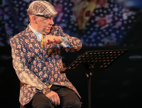 Fine Gentleman newsical premieres at Variety Theater in Moscow