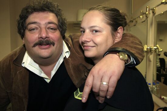 Fine Gentleman newsical premieres at Variety Theater in Moscow