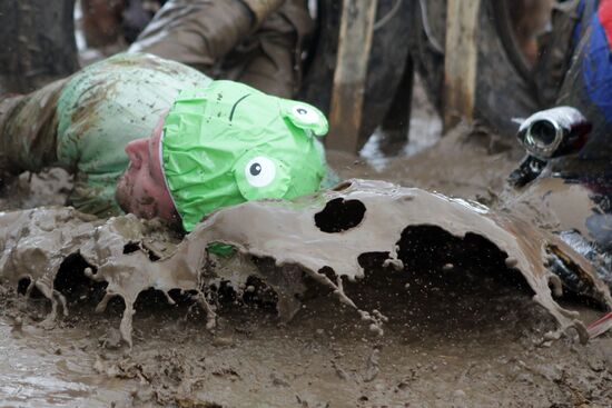 "Dirty Run 2012" competition in Kazan