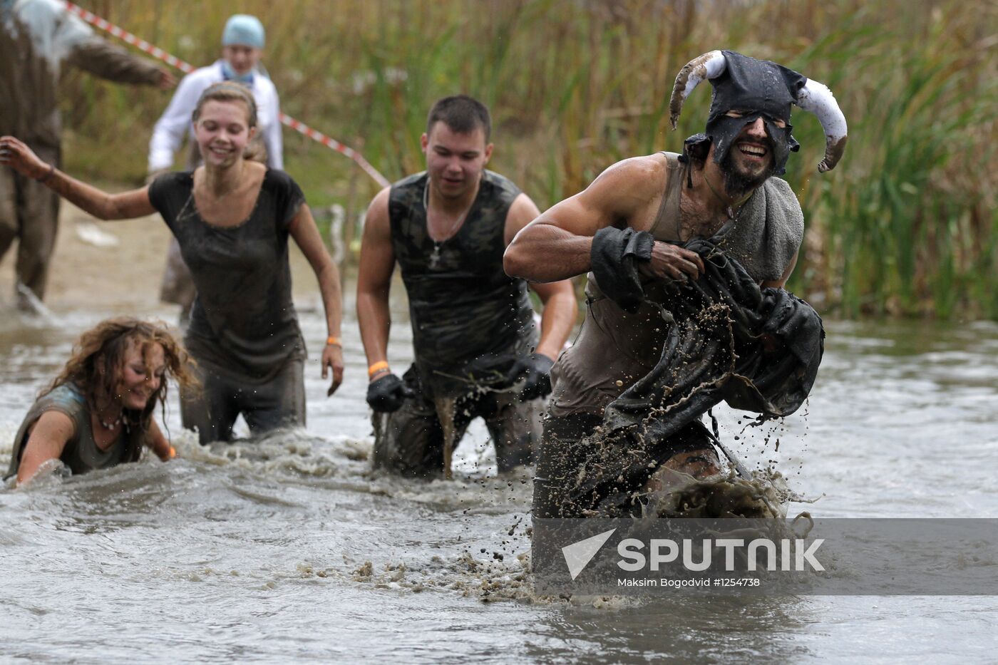 "Dirty Run 2012" competition in Kazan