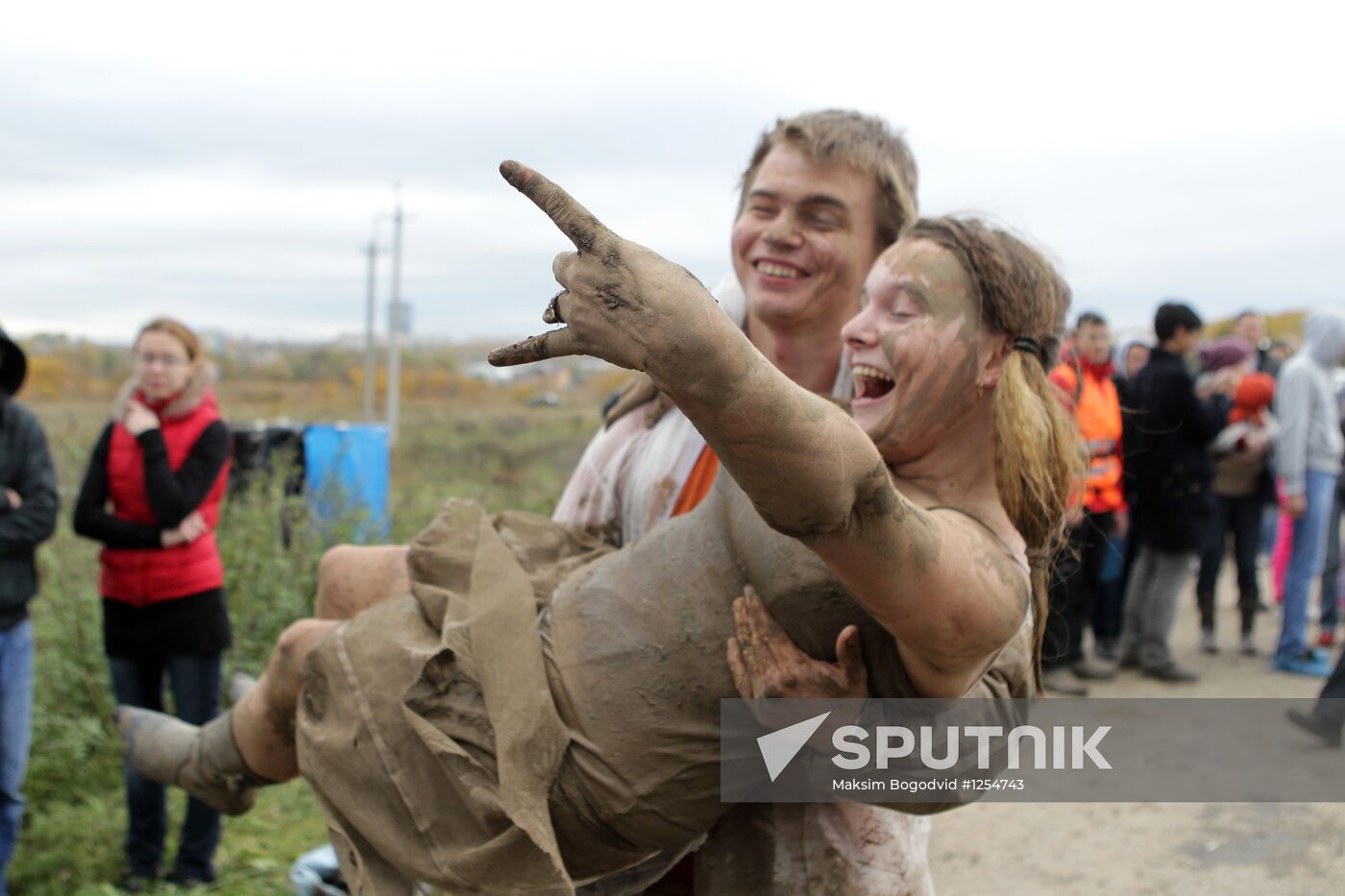 "Dirty Run 2012" competition in Kazan