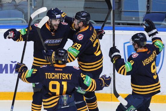 Hockey. KHL. Atlant vs. Barys