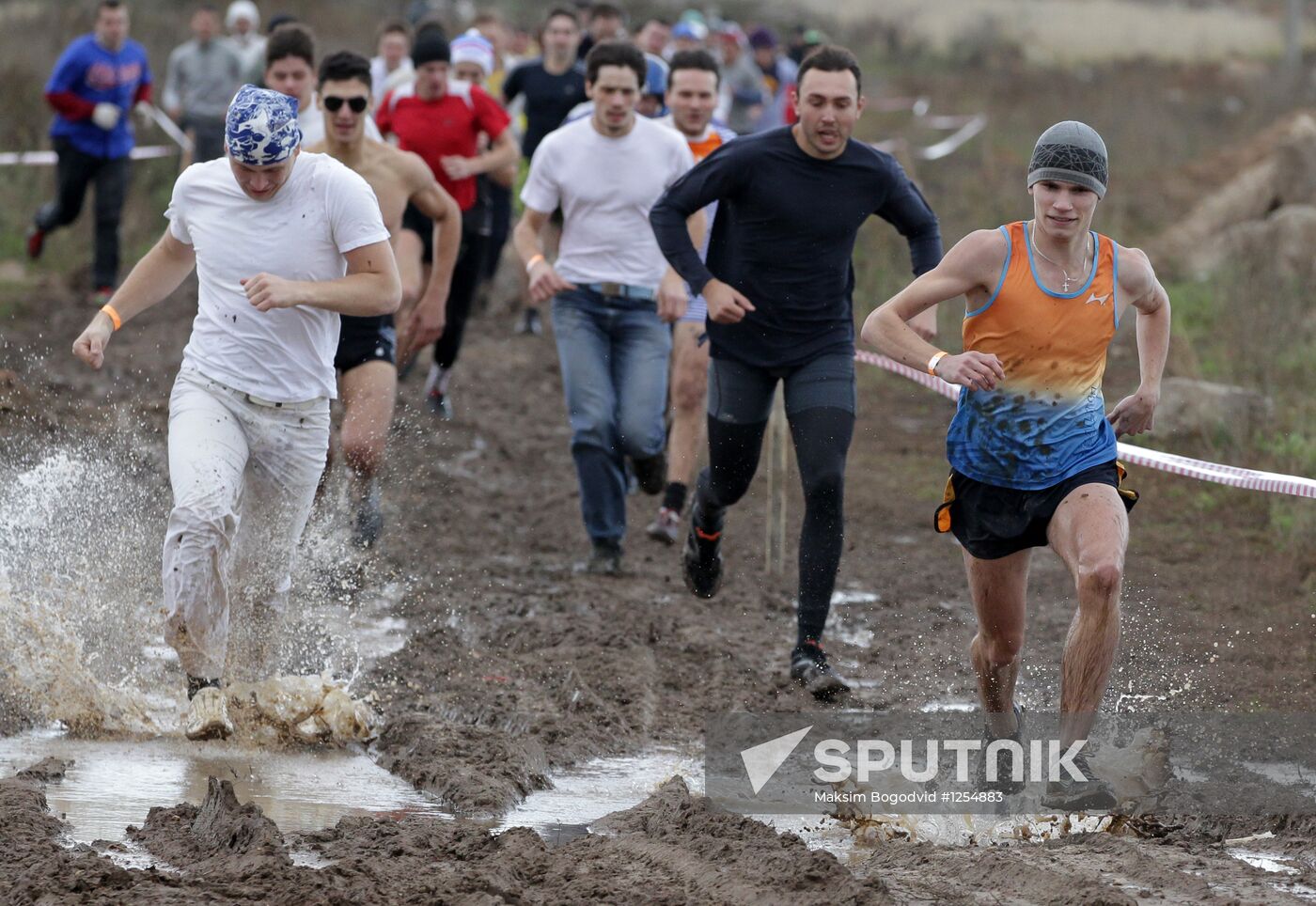 "Dirty Run 2012" competition in Kazan