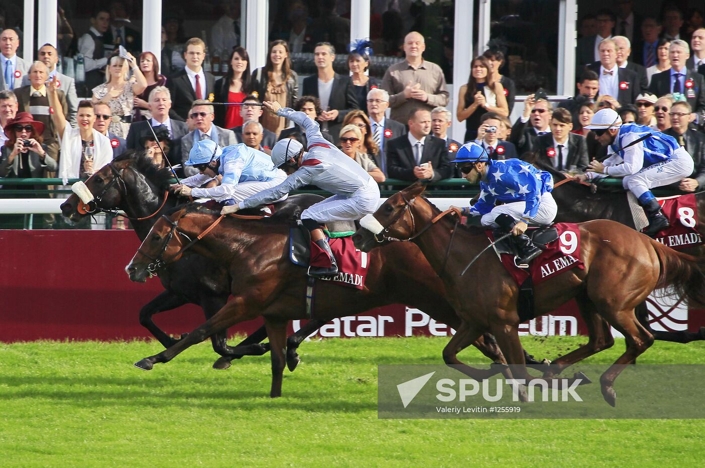 Horse racing for the Arc de Triomphe prize in Paris