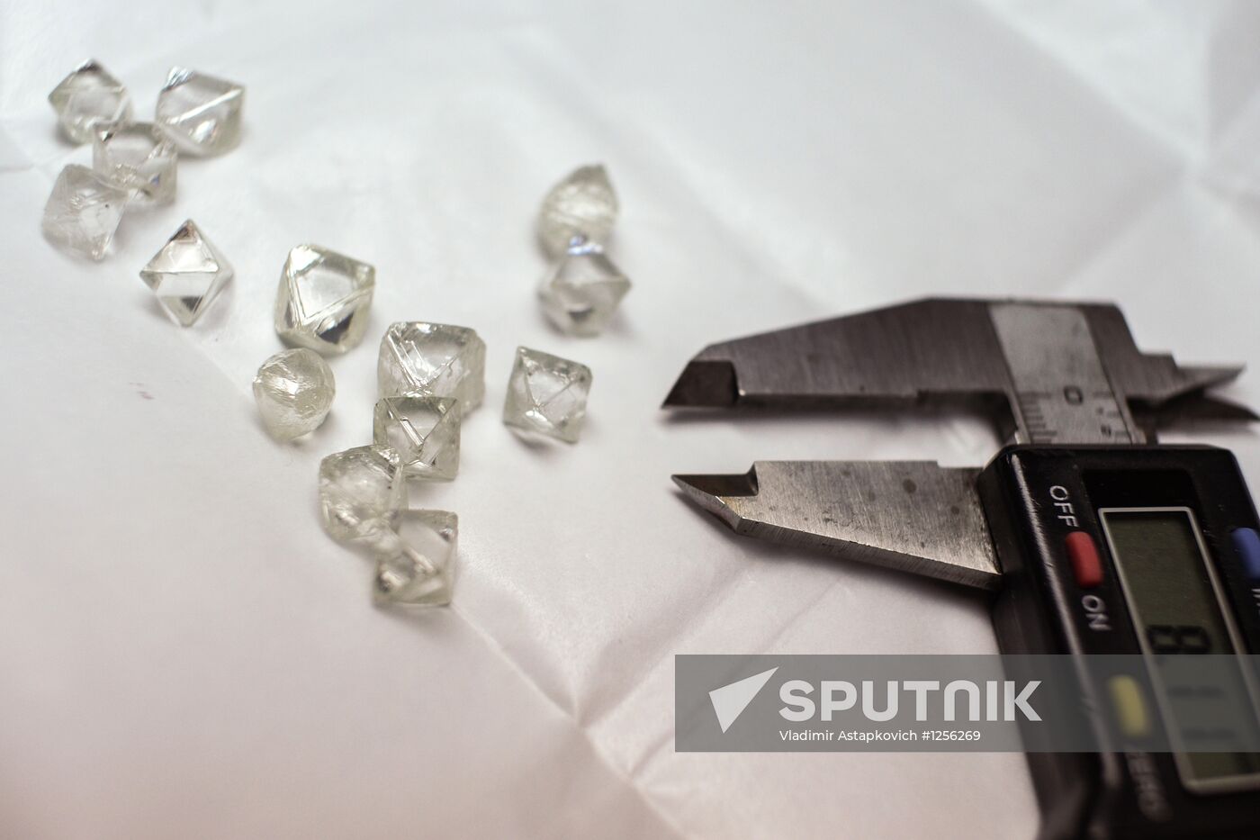 Work of the Kristall diamond factory in Smolensk