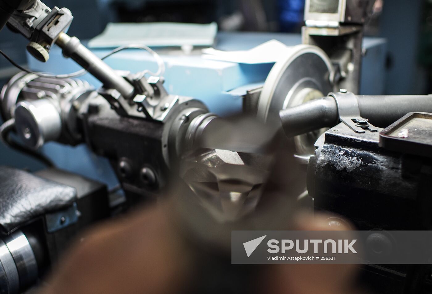 Work of the Kristall diamond factory in Smolensk