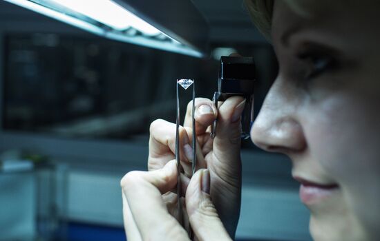 Work of the Kristall diamond factory in Smolensk