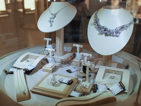 Work of the Kristall diamond factory in Smolensk