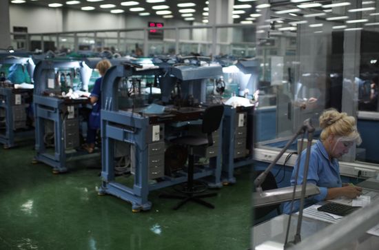 Work of the Kristall diamond factory in Smolensk