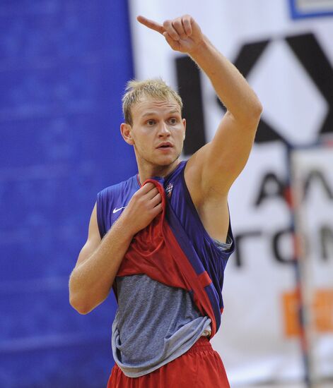 Basketball. CSKA basketball team training