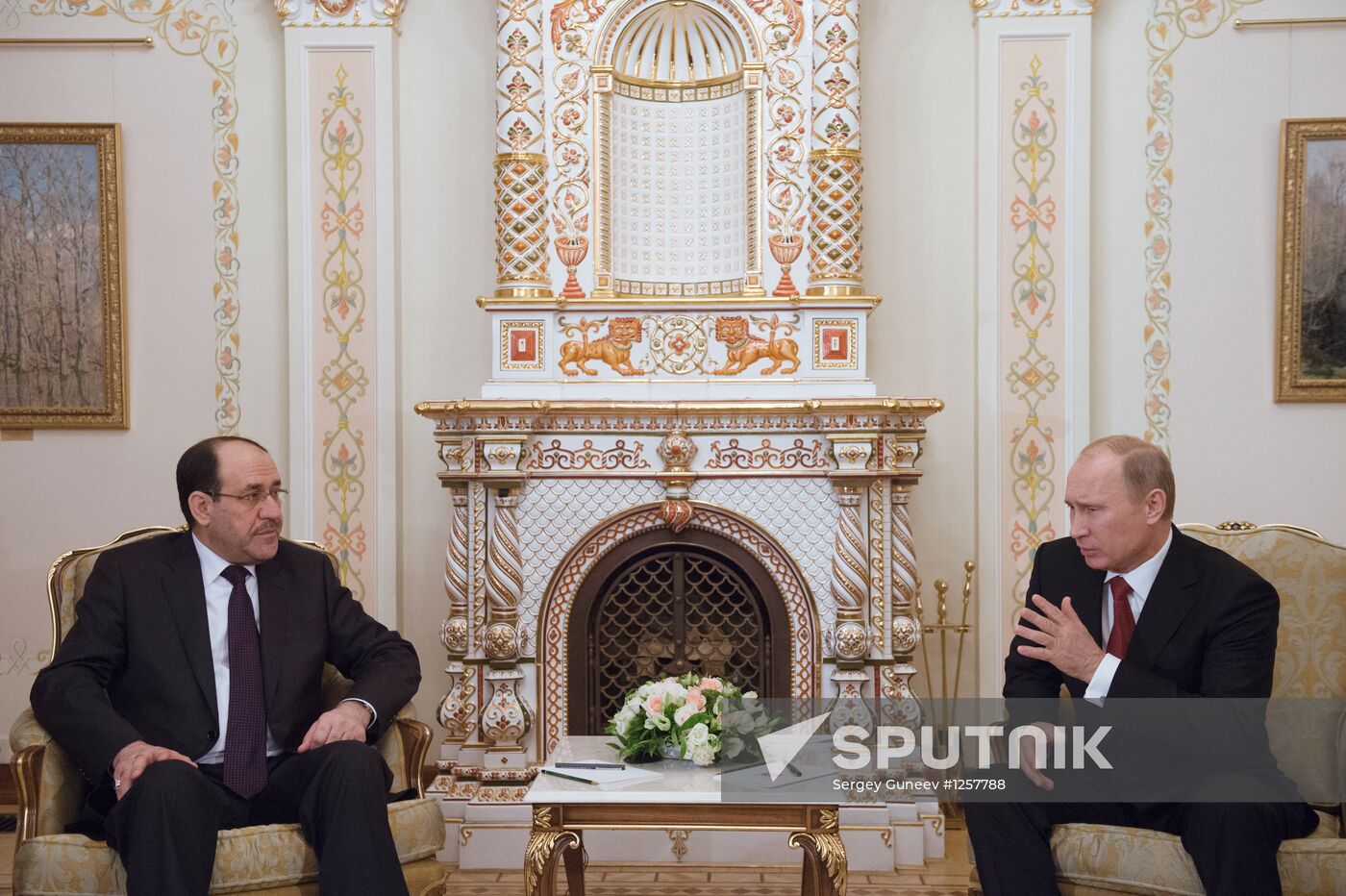 Vladimir Putin meets with Nouri al-Maliki in Novo-Ogaryovo