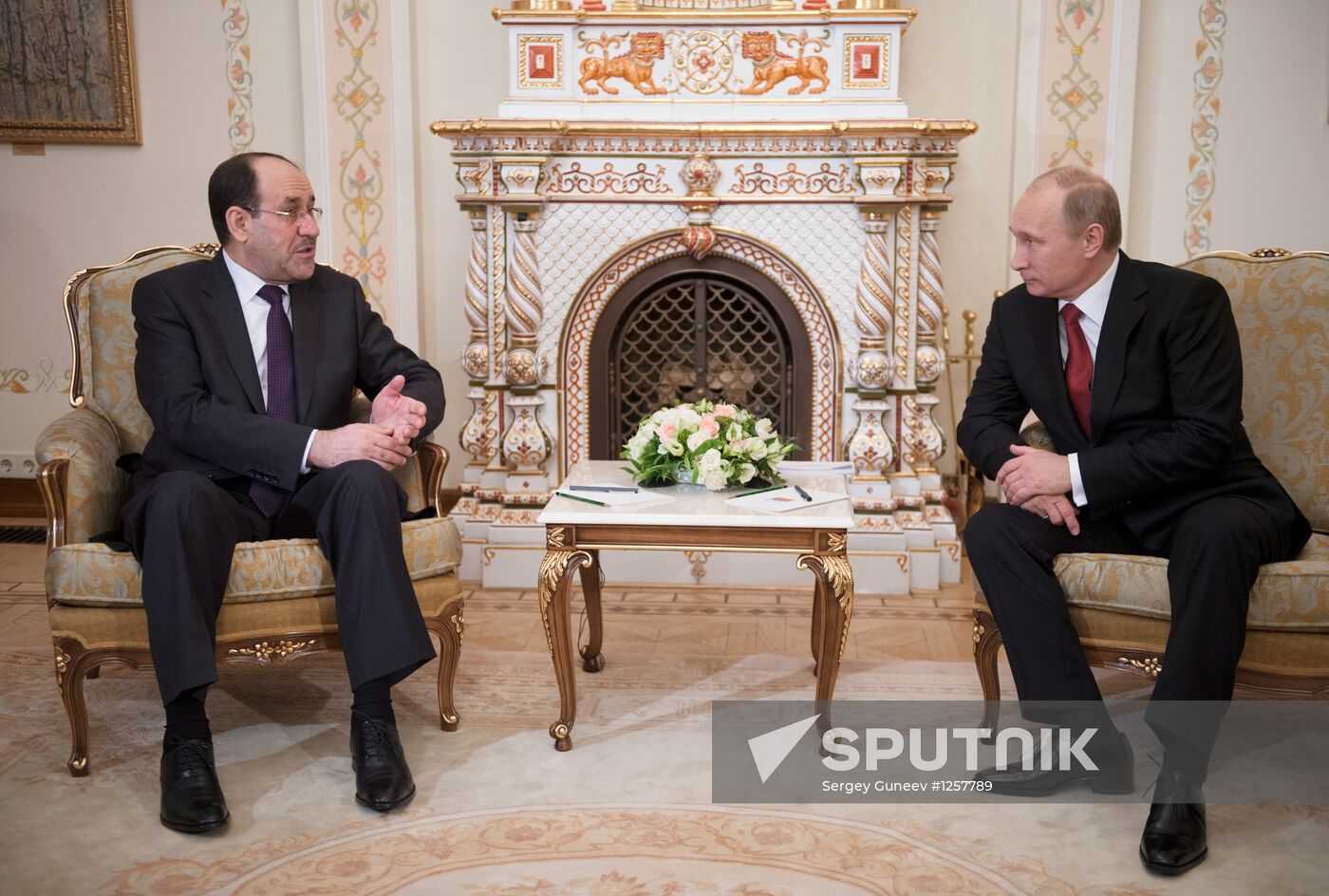 Vladimir Putin meets with Nouri al-Maliki in Novo-Ogaryovo