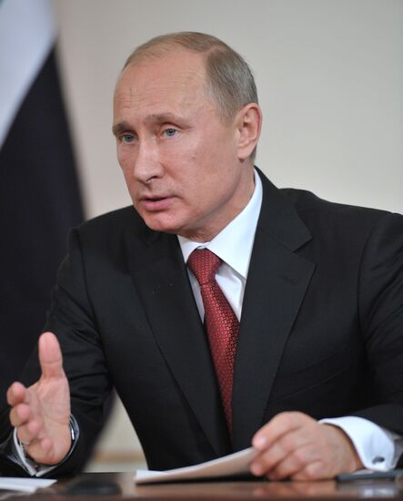 Vladimir Putin meets with Nouri al-Maliki in Novo-Ogaryovo
