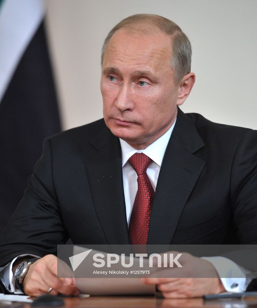 Vladimir Putin meets with Nouri al-Maliki in Novo-Ogaryovo