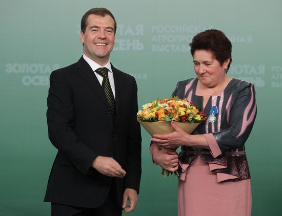 Dmitry Medvedev presents state awards to agro-industrial workers