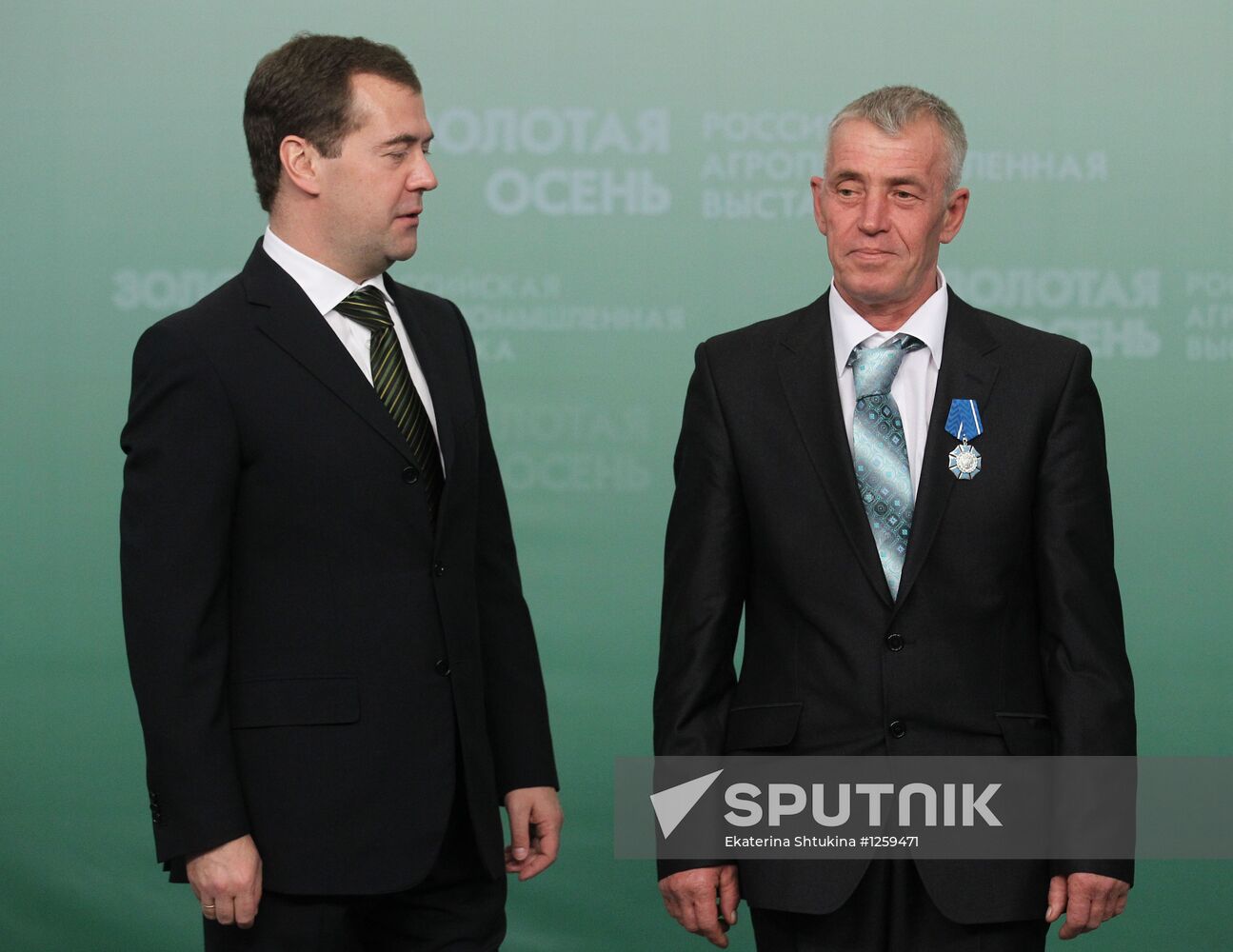 Dmitry Medvedev presents state awards to agro-industrial workers