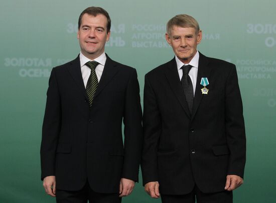 Dmitry Medvedev presents state awards to agro-industrial workers