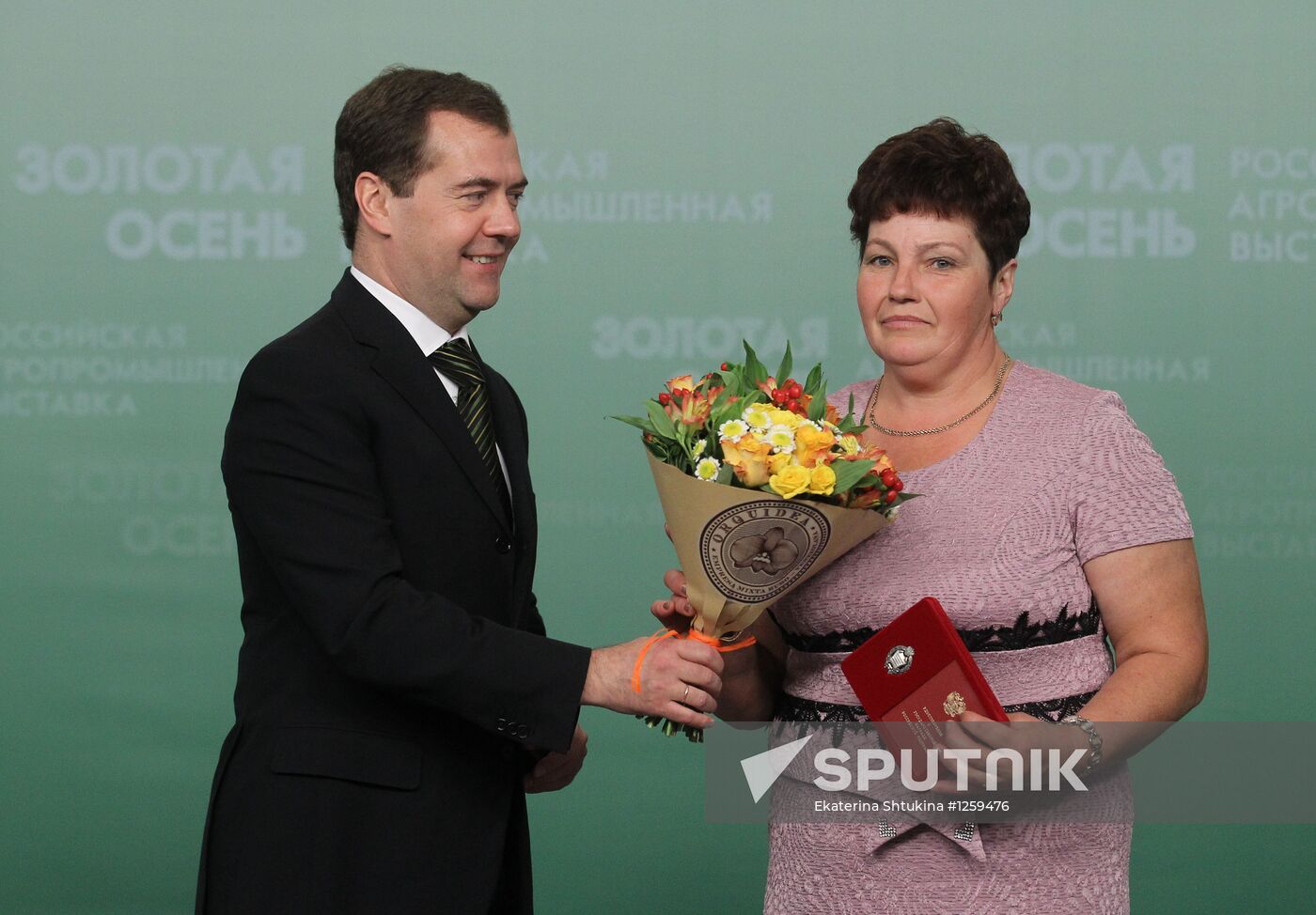 Dmitry Medvedev presents state awards to agro-industrial workers
