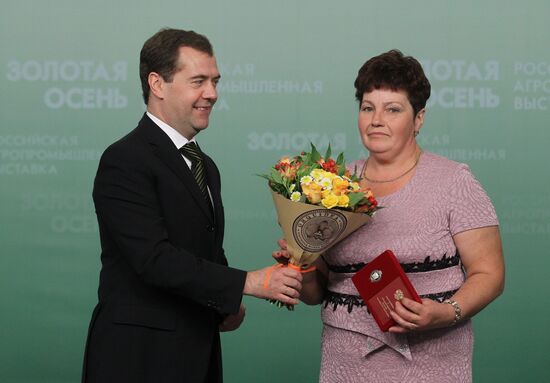Dmitry Medvedev presents state awards to agro-industrial workers