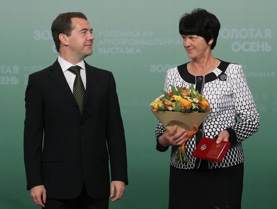 Dmitry Medvedev presents state awards to agro-industrial workers