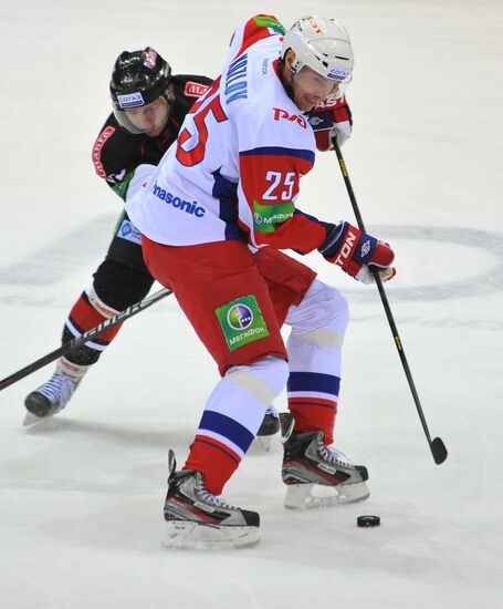 Hockey KHL. Traktor vs. Lokomotiv